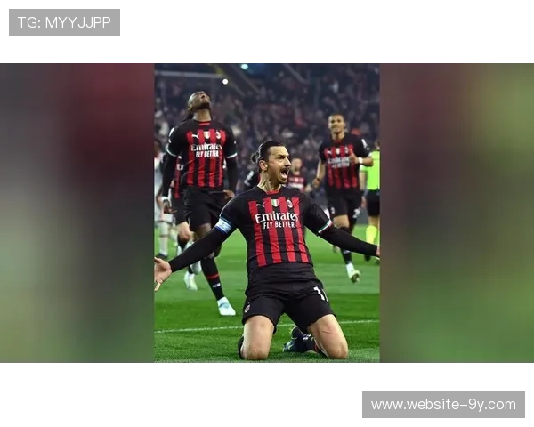 伊布惊艳倒钩破门 2012年AC米兰战安德莱赫特尽显柔韧与爆发力 伊布惊艳倒钩破门 2012年AC米兰战安德莱赫特尽显柔韧与爆发力